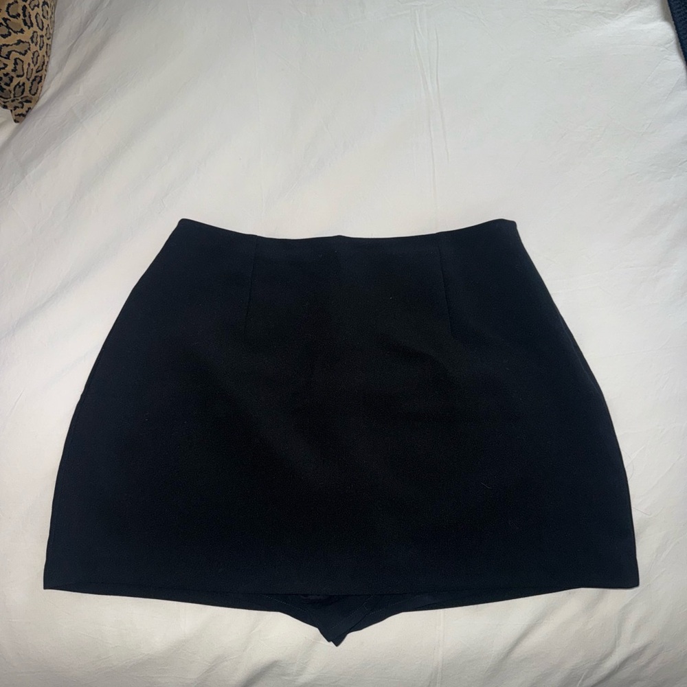 Abercrombie - A&F Scarlett Mini Skort